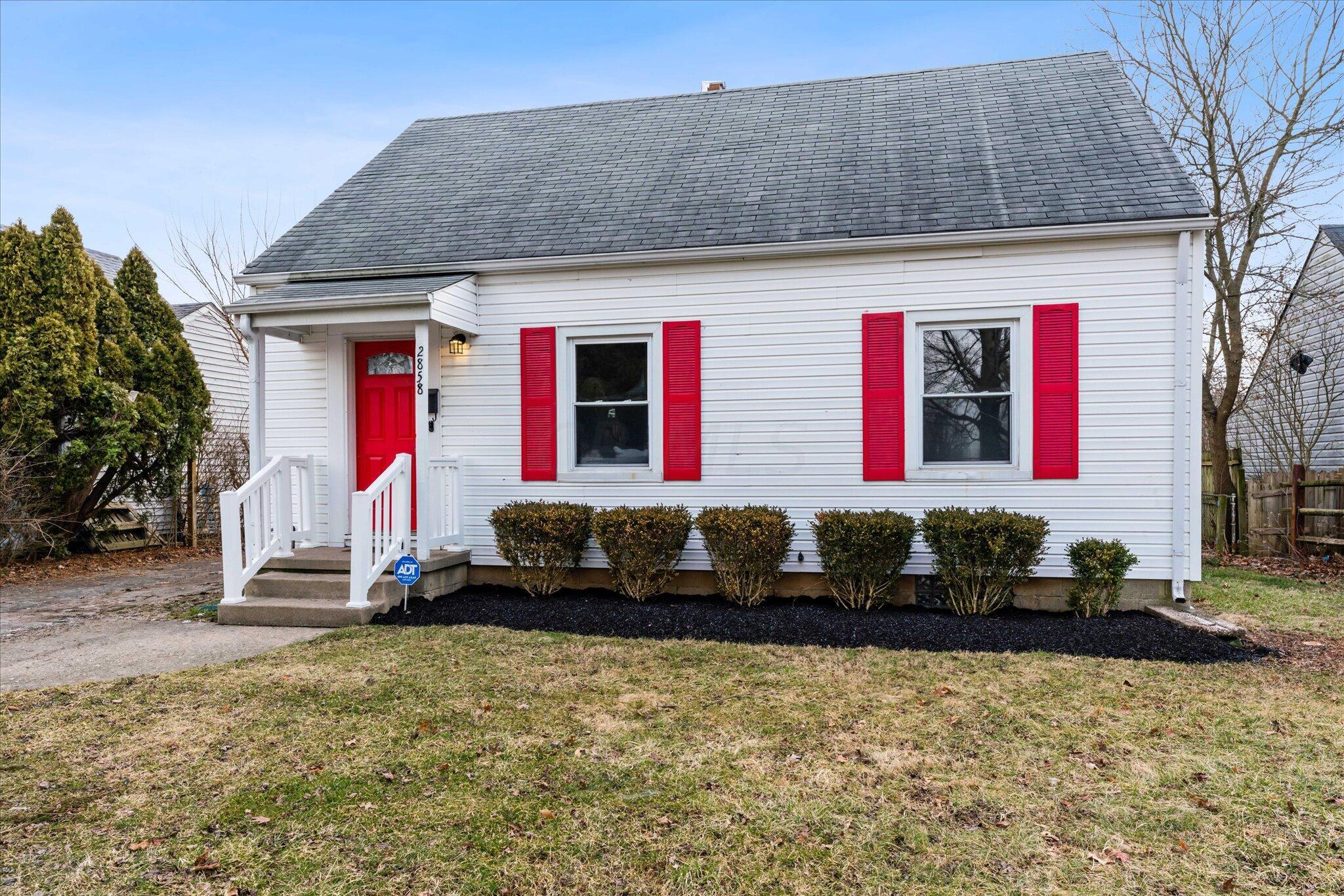 2858 Audubon Road Columbus, OH 43211 - Photo 2 of 28 03-DSC09333