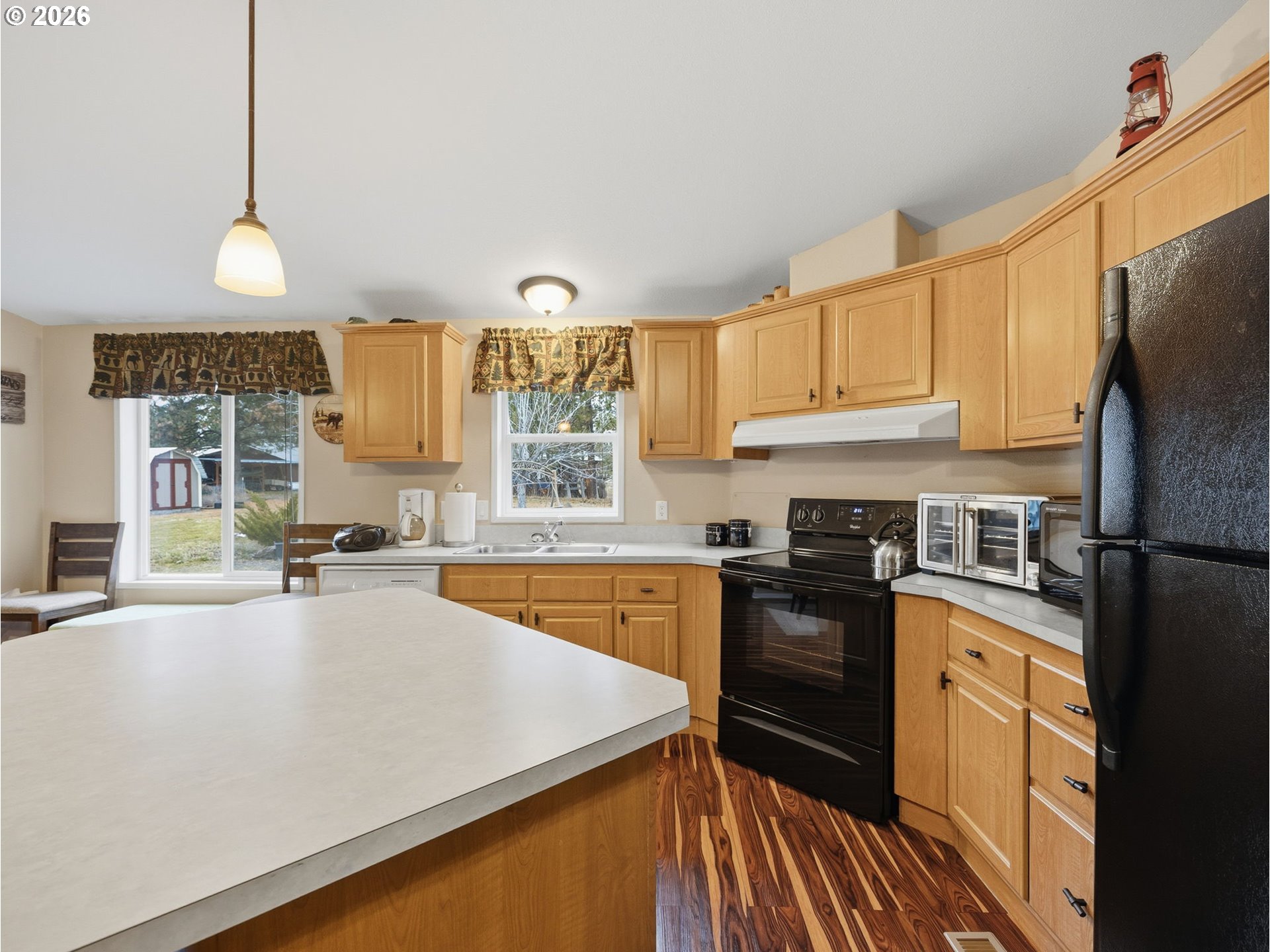 271 South Fairway Road, Unit B Tygh Valley, OR 97063 - Photo 29 of 31 Shed