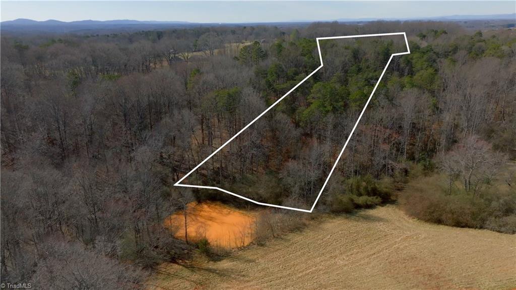 3803 Rockford Road Dobson, NC 27017 - Photo 8 of 39