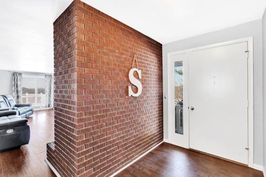 124 Reservoir Road Mars, PA 16046 - Photo 3 of 25 Gallery Image 3