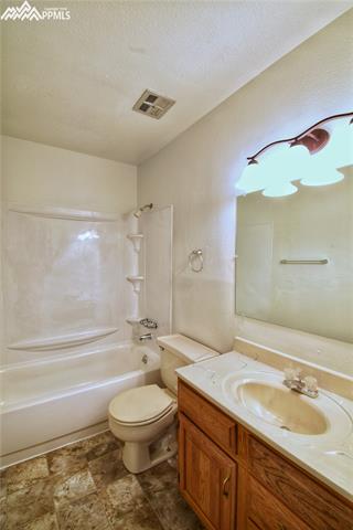 1845 Monterey Road Colorado Springs, CO 80910 - Photo 13 of 32