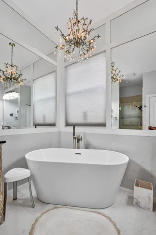 $7,000 | 11 Lake Eden Drive, Boynton Beach, FL 33435