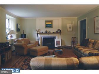 4 Blackthorn Road Wallingford, PA 19086 - Photo 3 of 12 Living Room