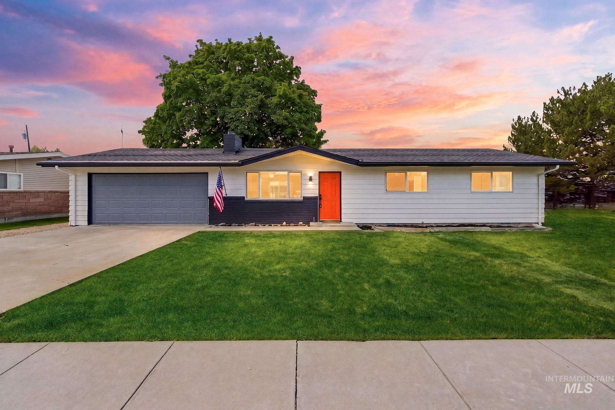 203 South Rowena Street Nampa, ID 83686 - Photo 1 of 50