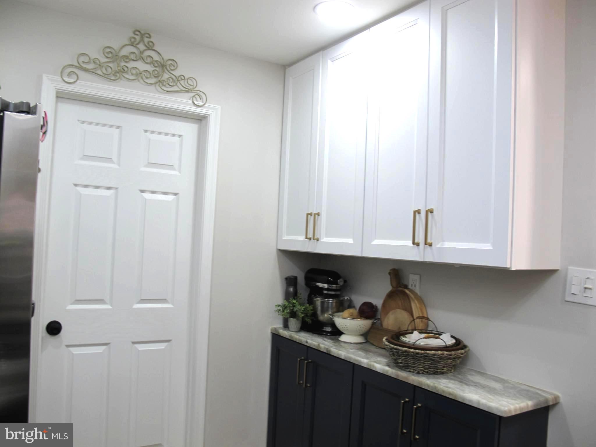 91 Center Lane Mount Laurel, NJ 08054 - Photo 15 of 27 BONUS Cabinetry w/Extra Counter Space