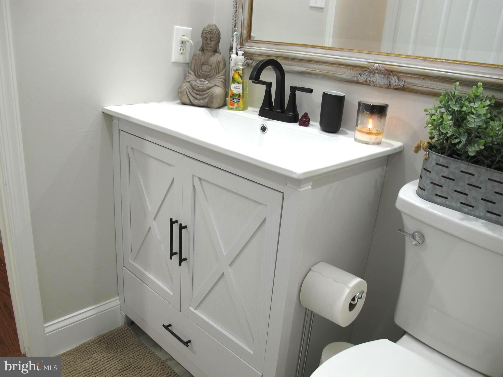 91 Center Lane Mount Laurel, NJ 08054 - Photo 24 of 27 Updated Vanity