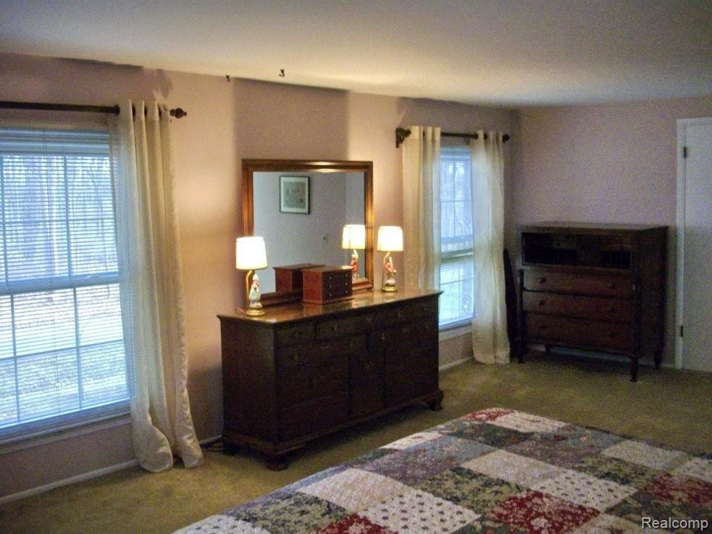 3449 Beach Road Troy, MI 48084 - Photo 18 of 25 Master Suite