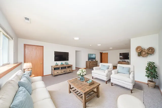 $2,250 | 2815 East 62nd Lane, Spokane, WA 99223