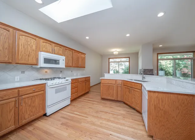 $2,250 | 2815 East 62nd Lane, Spokane, WA 99223