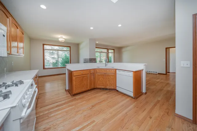 $2,250 | 2815 East 62nd Lane, Spokane, WA 99223