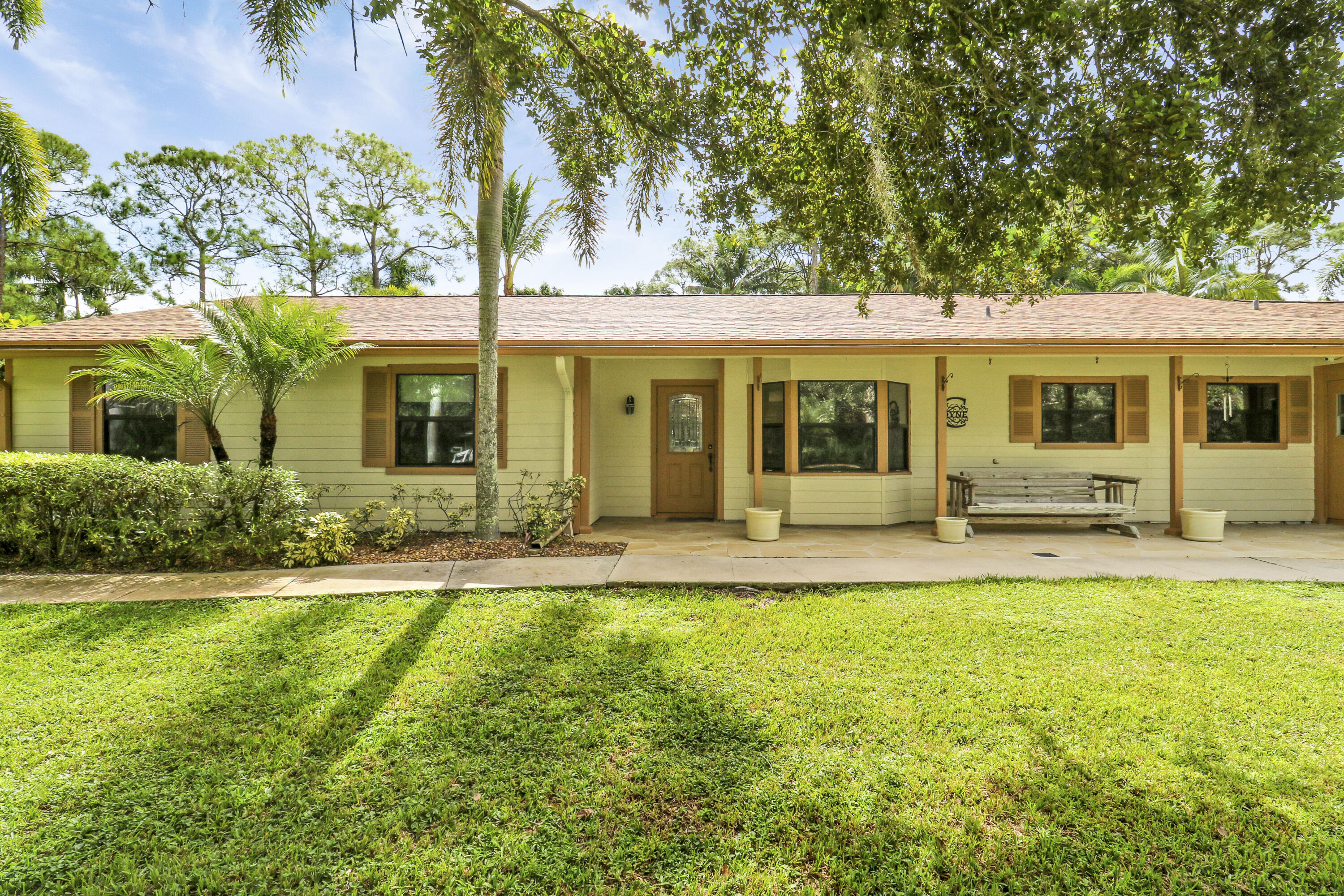 12818 Old Indiantown Road Jupiter, FL 33478 - Photo 7 of 60 House2-14