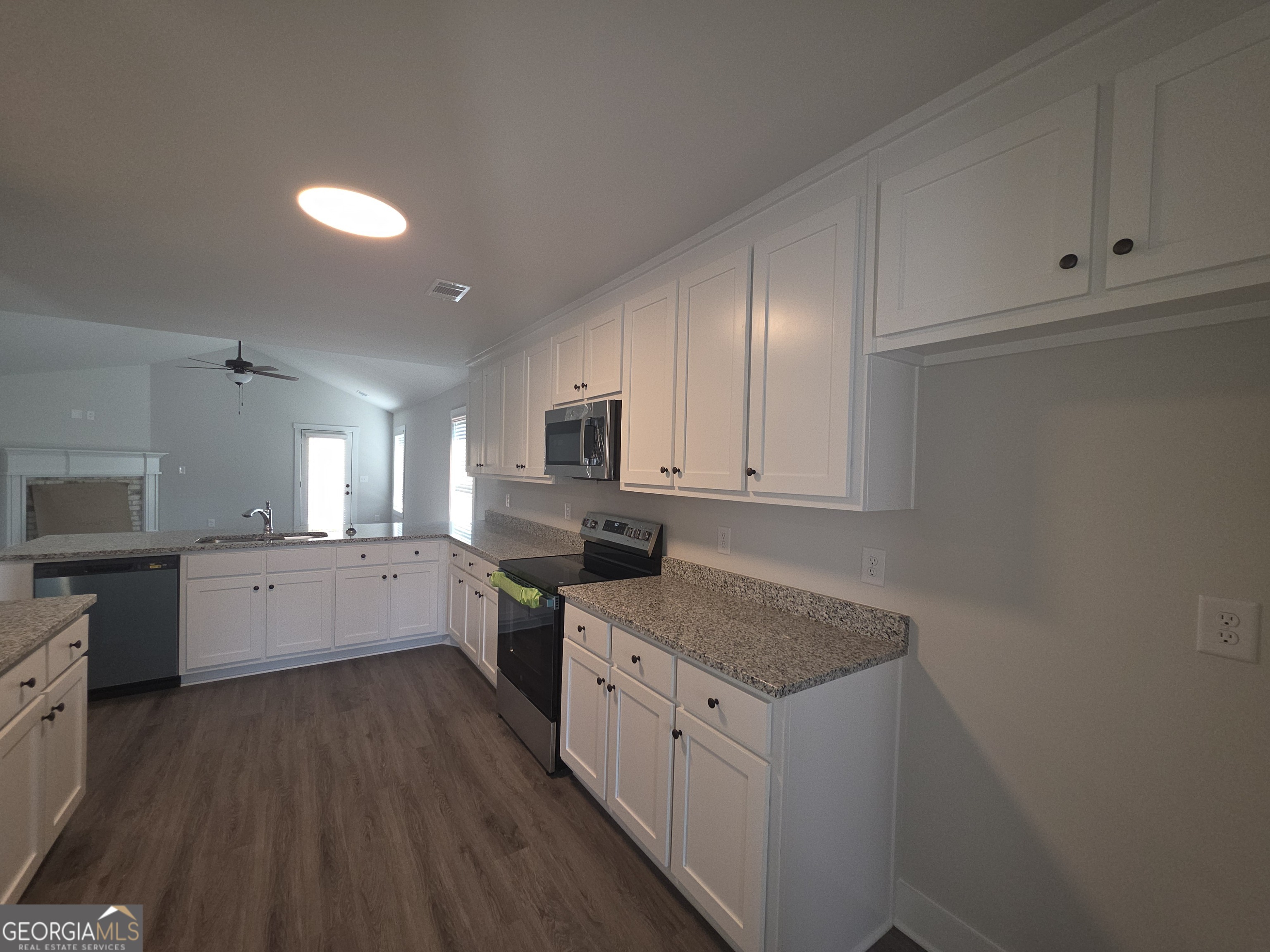 141 Charlie Way, Unit 25 Winder, GA 30680 - Photo 3 of 13