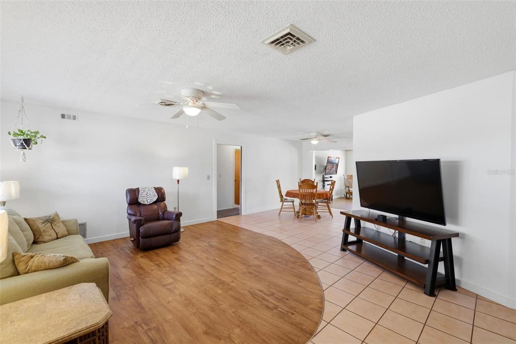 541 Morningside Road Venice, FL 34293 - Photo 25 of 37
