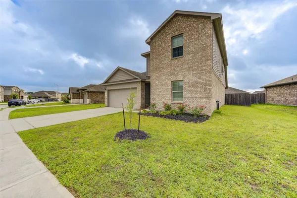 $287,000 | 2306 Rainier Mist Road, Spring, TX 77373