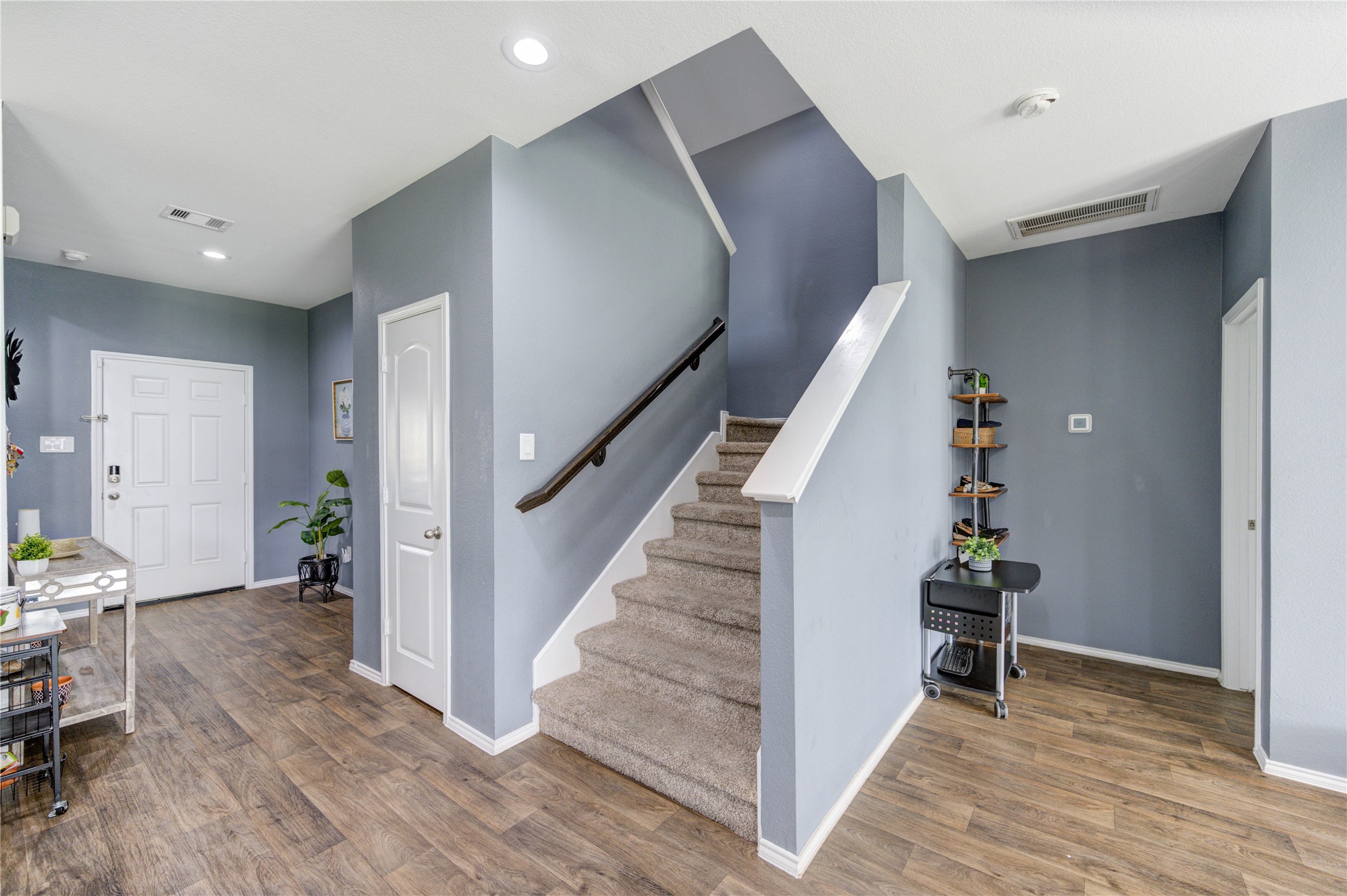 2306 Rainier Mist Road Spring, TX 77373 - Photo 8 of 28