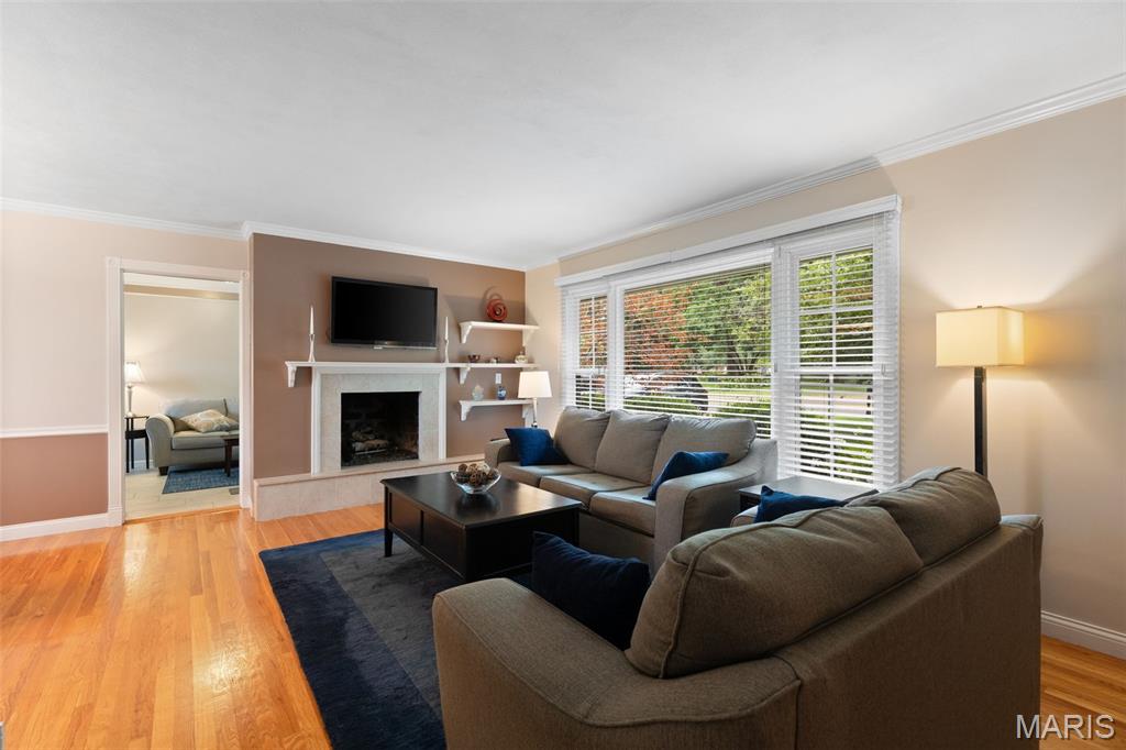 1408 Bopp Road Des Peres, MO 63131 - Photo 3 of 23 Gallery Image 3