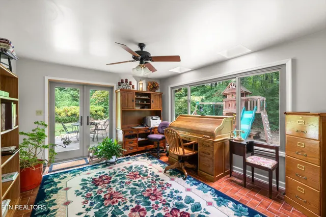 $625,000 | 7820 Jefferson Oaks Drive, Knoxville, TN 37938