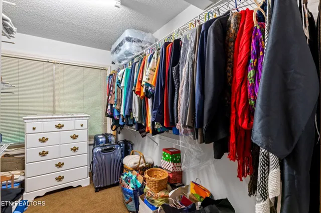 $625,000 | 7820 Jefferson Oaks Drive, Knoxville, TN 37938