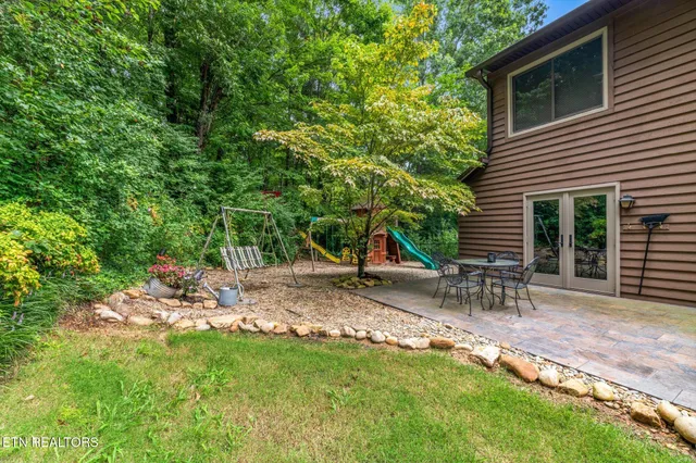 $625,000 | 7820 Jefferson Oaks Drive, Knoxville, TN 37938