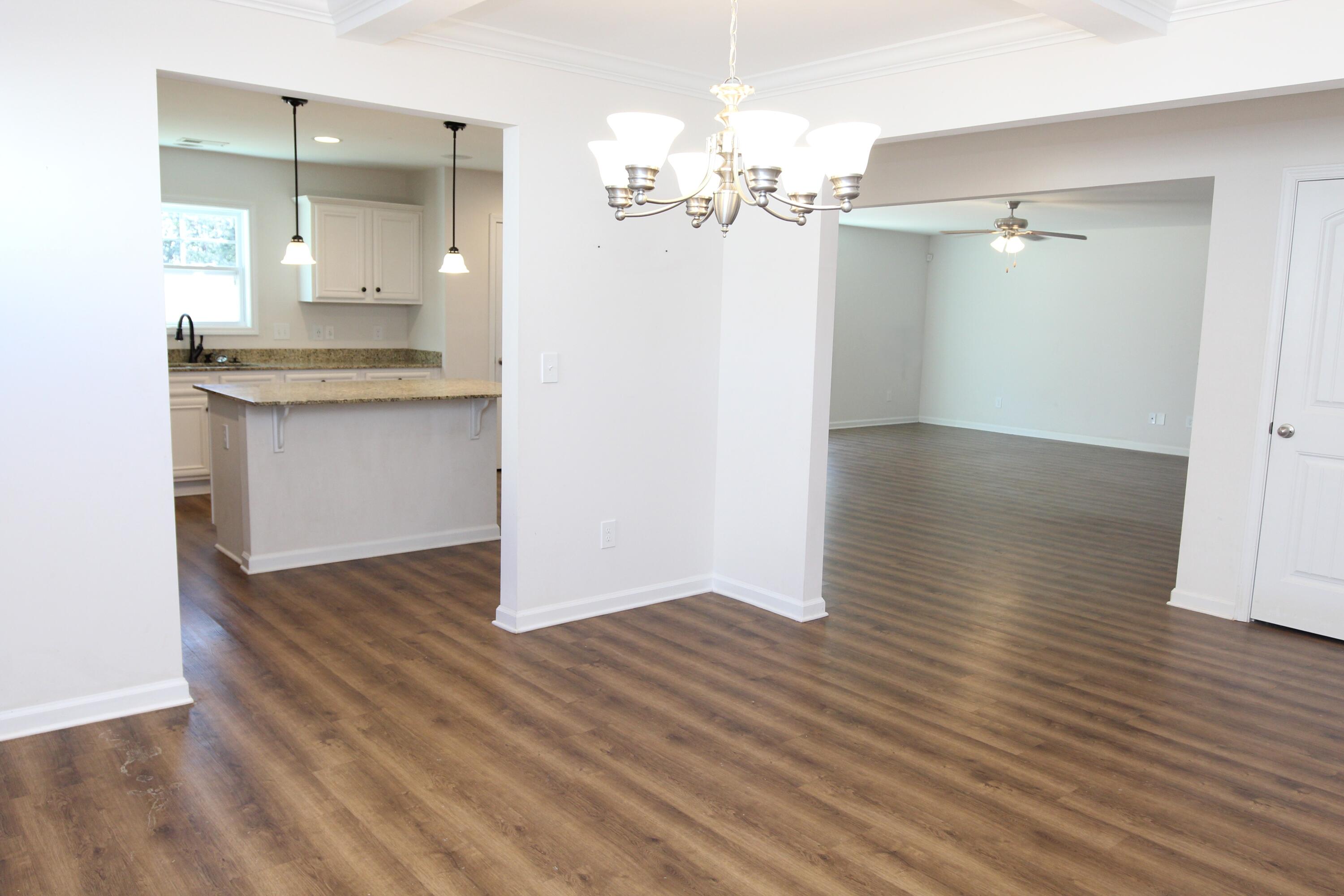 155 Whitetail Circle Sumter, SC 29154 - Photo 19 of 81 dining area