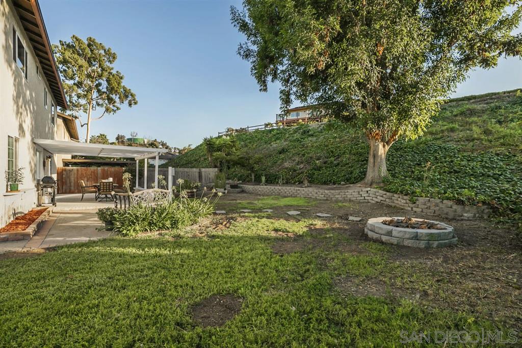2406 Butteside Place Spring Valley, CA 91977 - Photo 14 of 25 Gallery Image 14