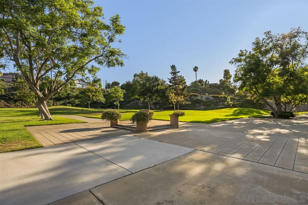 2406 Butteside Place Spring Valley, CA 91977 - Photo 16 of 25 Gallery Image 16