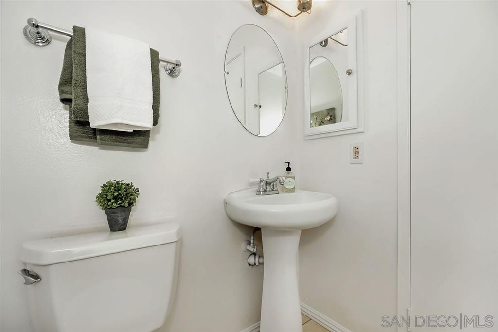2406 Butteside Place Spring Valley, CA 91977 - Photo 10 of 25 Gallery Image 10