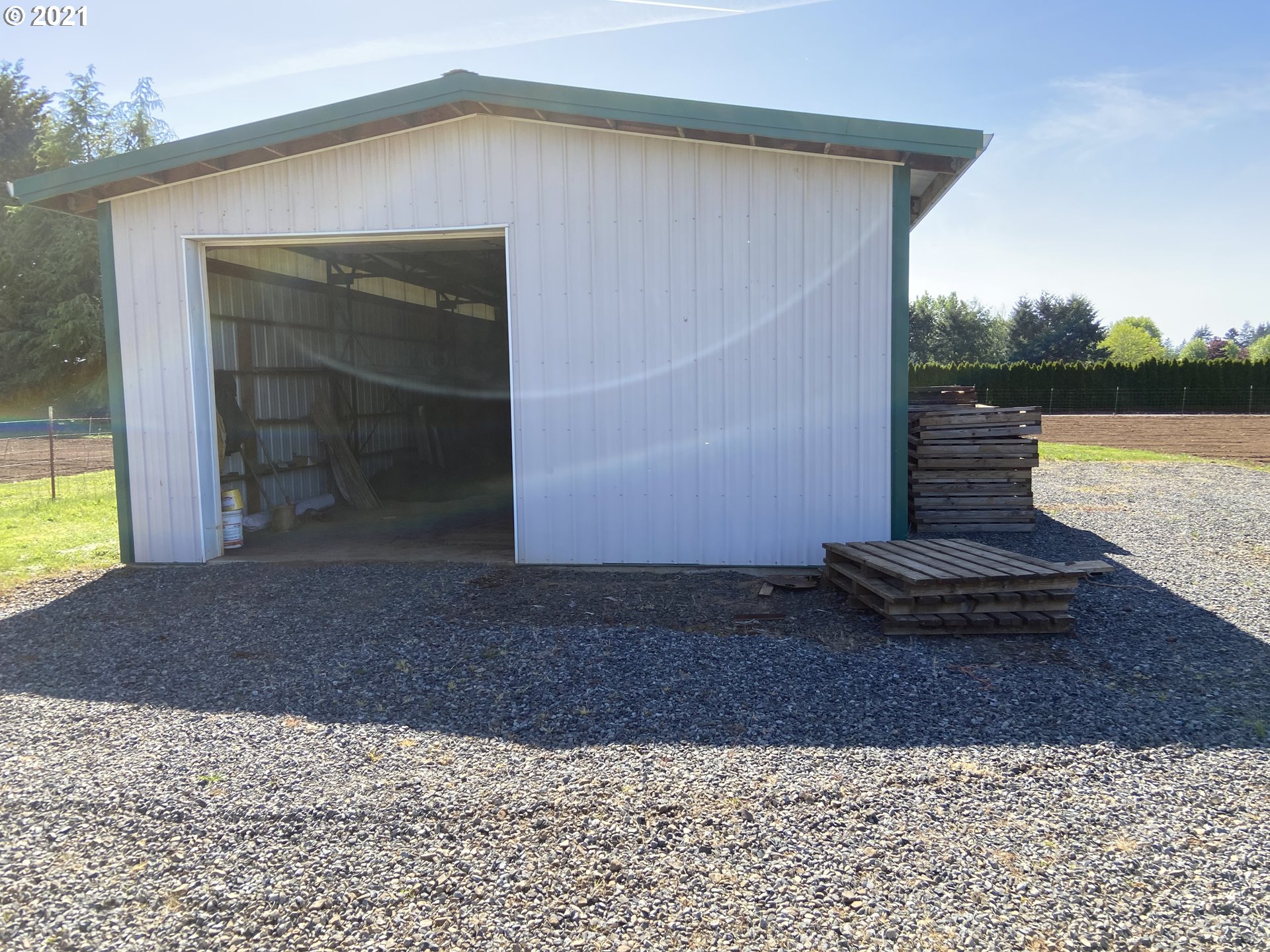 37400 Southeast Hauglum Road Sandy, OR 97055 - Photo 11 of 13 a backyard of a house