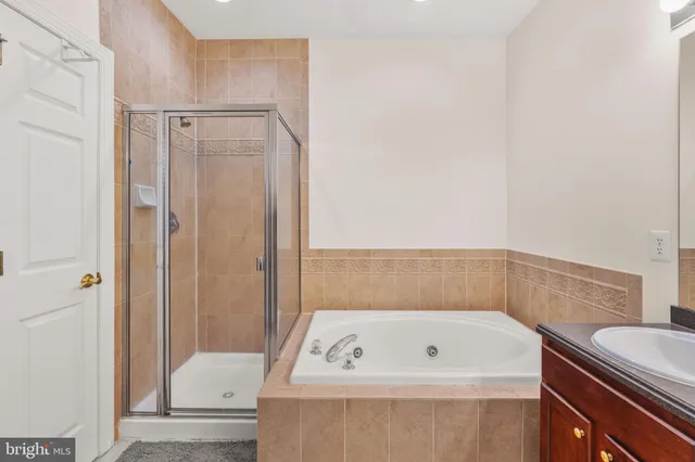 $769,000 | 102 Burnet Crescent, Robbinsville, NJ 08691