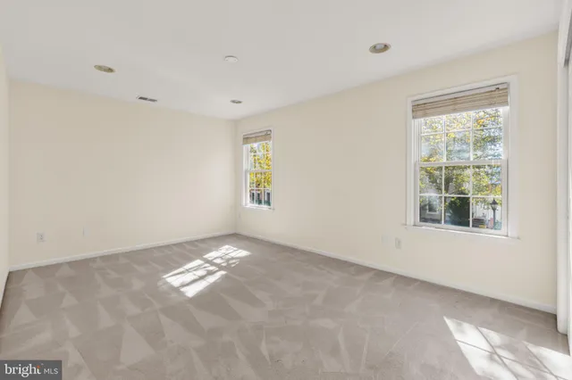 $769,000 | 102 Burnet Crescent, Robbinsville, NJ 08691