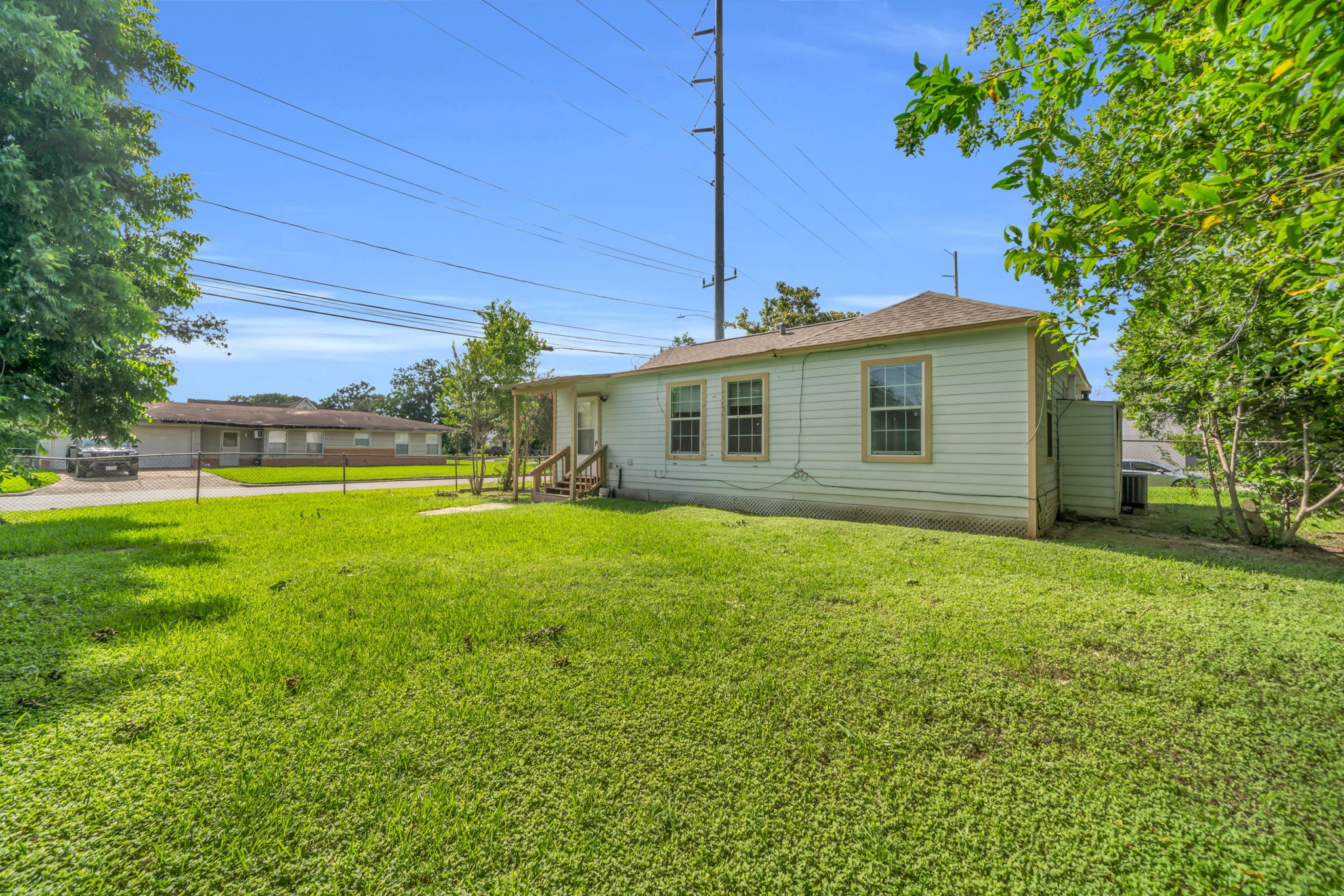 7304 Kinney Street Houston, TX 77087 - Photo 9 of 33