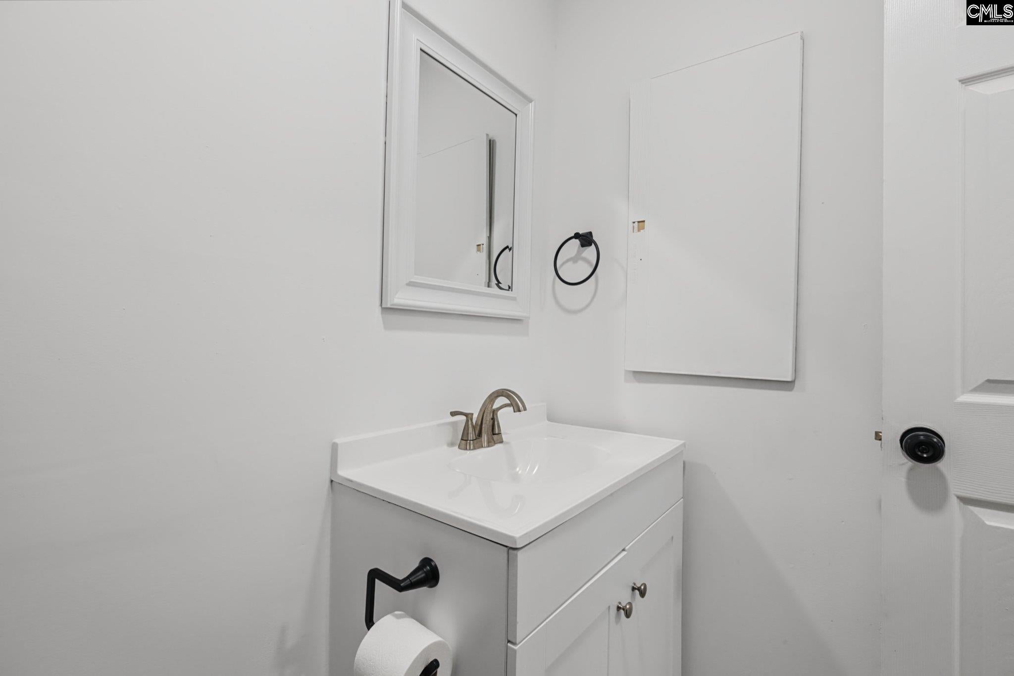 112 Sunny Acres Road Eastover, SC 29044 - Photo 13 of 19 Gallery Image 13