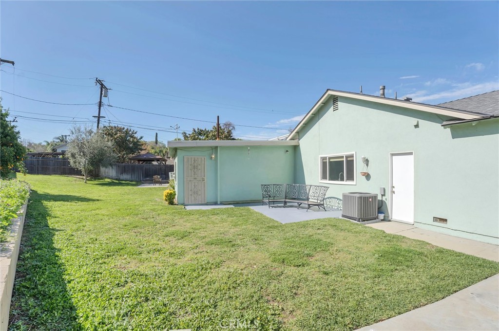 1067 Adel Avenue Walnut, CA 91789 - Photo 8 of 35