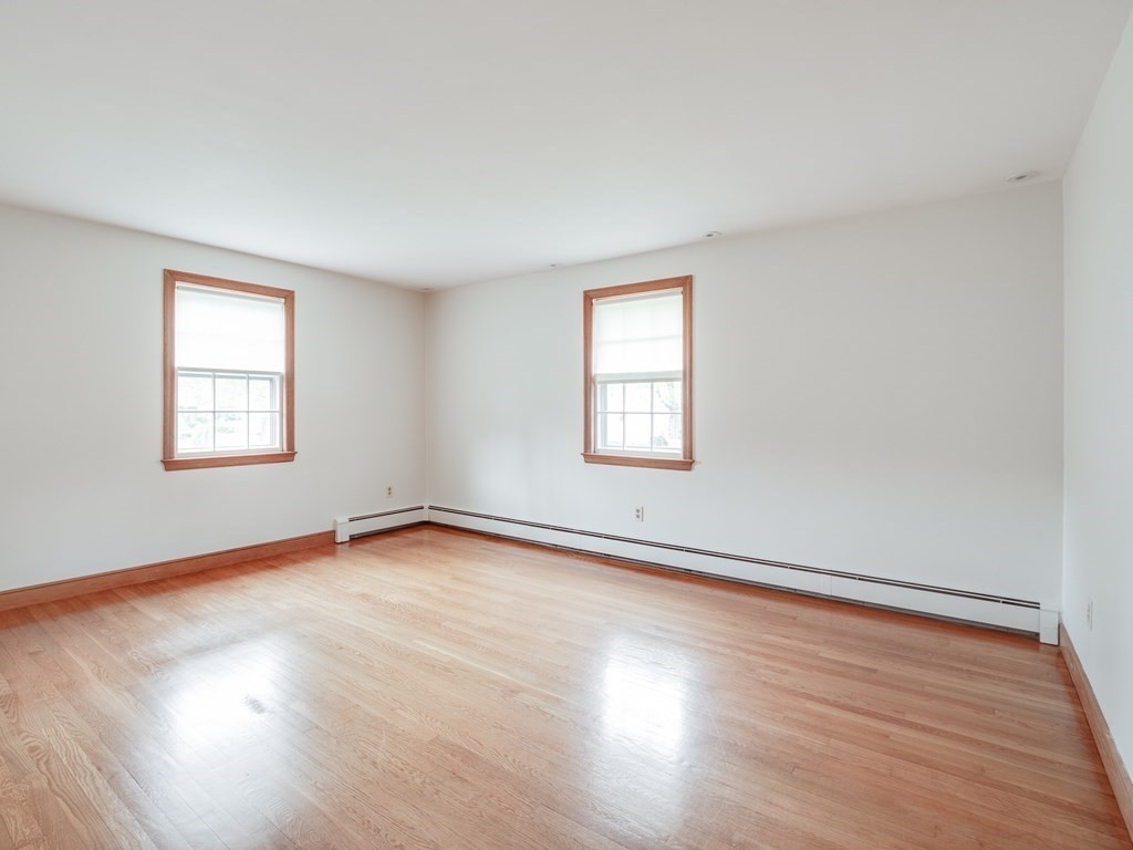 40 Windsor Road Stoneham, MA 02180 - Photo 13 of 27 Gallery Image 13