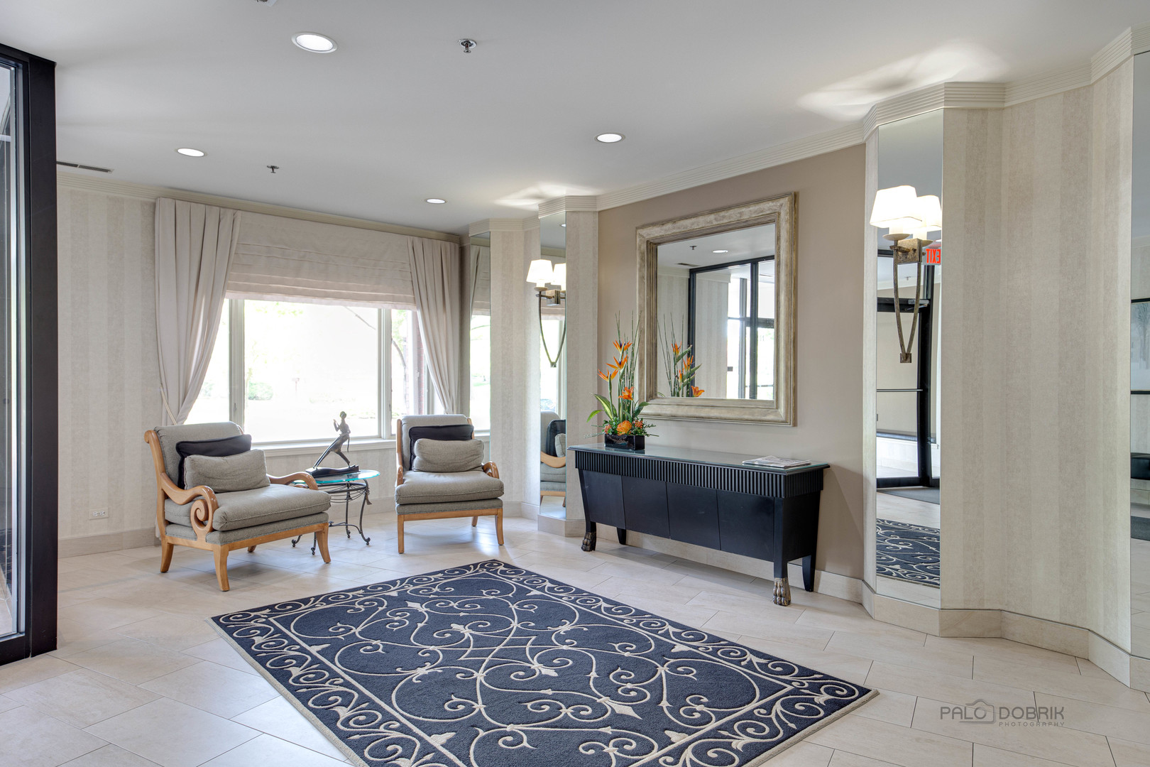 211 Rivershire Lane, Unit 602 Lincolnshire, IL 60069 - Photo 3 of 38 a living room with furniture and a window