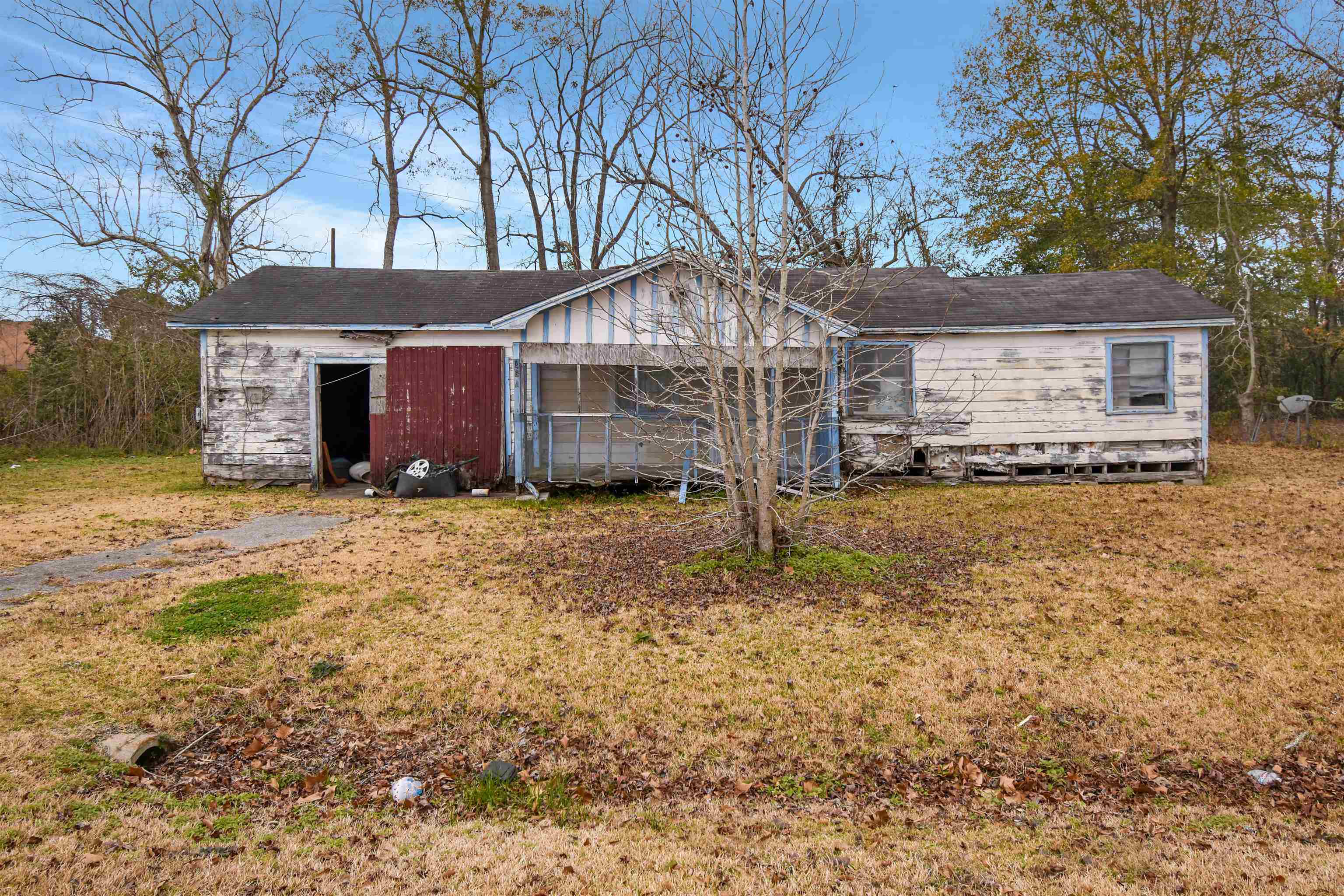 760 South 4th Street Silsbee, TX 77656 - Photo 1 of 4