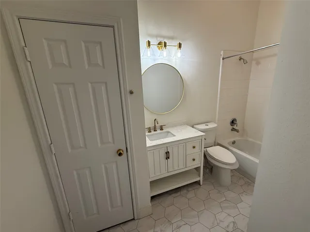 $624,990 | 8715 Rippling Water Drive, Sugar Land, TX 77479