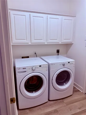 $624,990 | 8715 Rippling Water Drive, Sugar Land, TX 77479