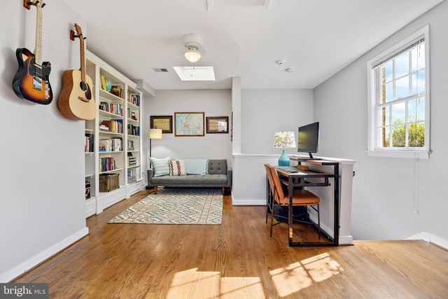 $575,000 | 665 South Columbus Street, Alexandria, VA 22314