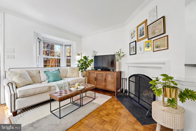 $575,000 | 665 South Columbus Street, Alexandria, VA 22314