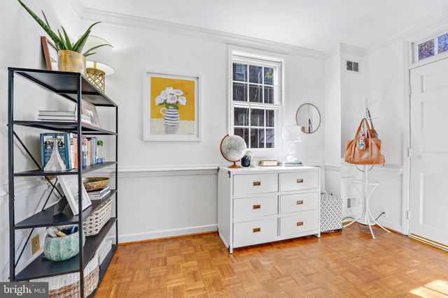 $575,000 | 665 South Columbus Street, Alexandria, VA 22314