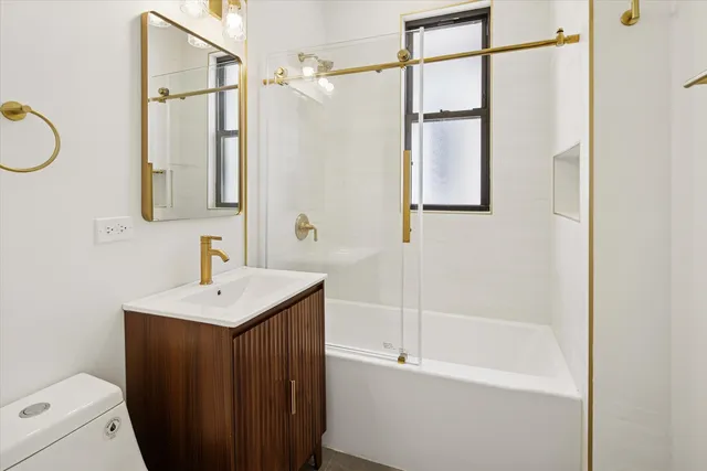 $575,000 | 4310 West Cullerton Street, Chicago, IL 60623