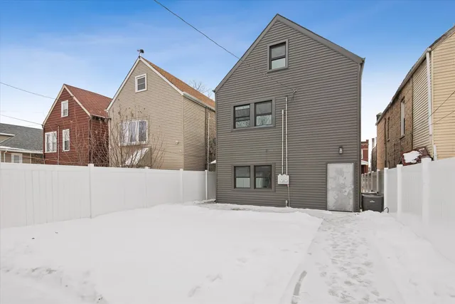 $575,000 | 4310 West Cullerton Street, Chicago, IL 60623