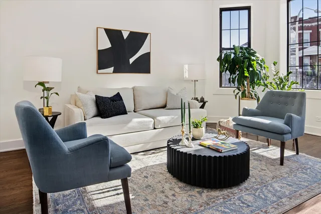 $575,000 | 4310 West Cullerton Street, Chicago, IL 60623