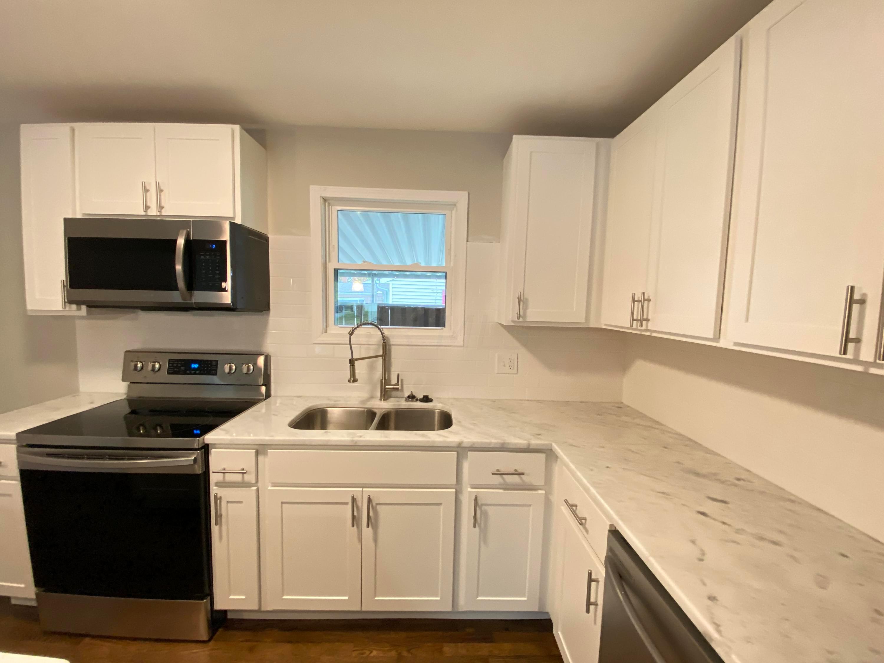 180 Topsfield Road Columbus, OH 43228 - Photo 12 of 32 Gallery Image 12