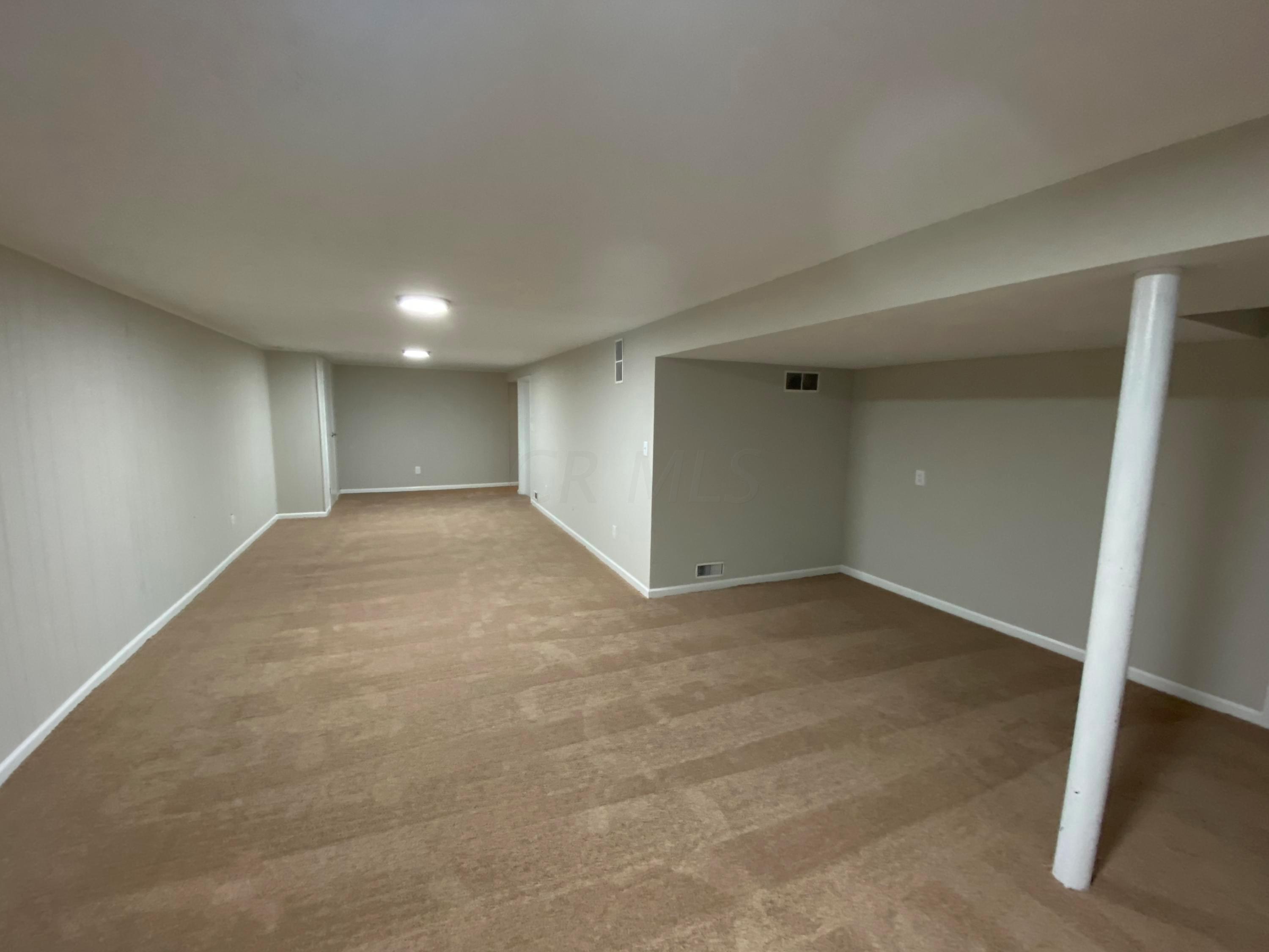 180 Topsfield Road Columbus, OH 43228 - Photo 27 of 32 Gallery Image 27