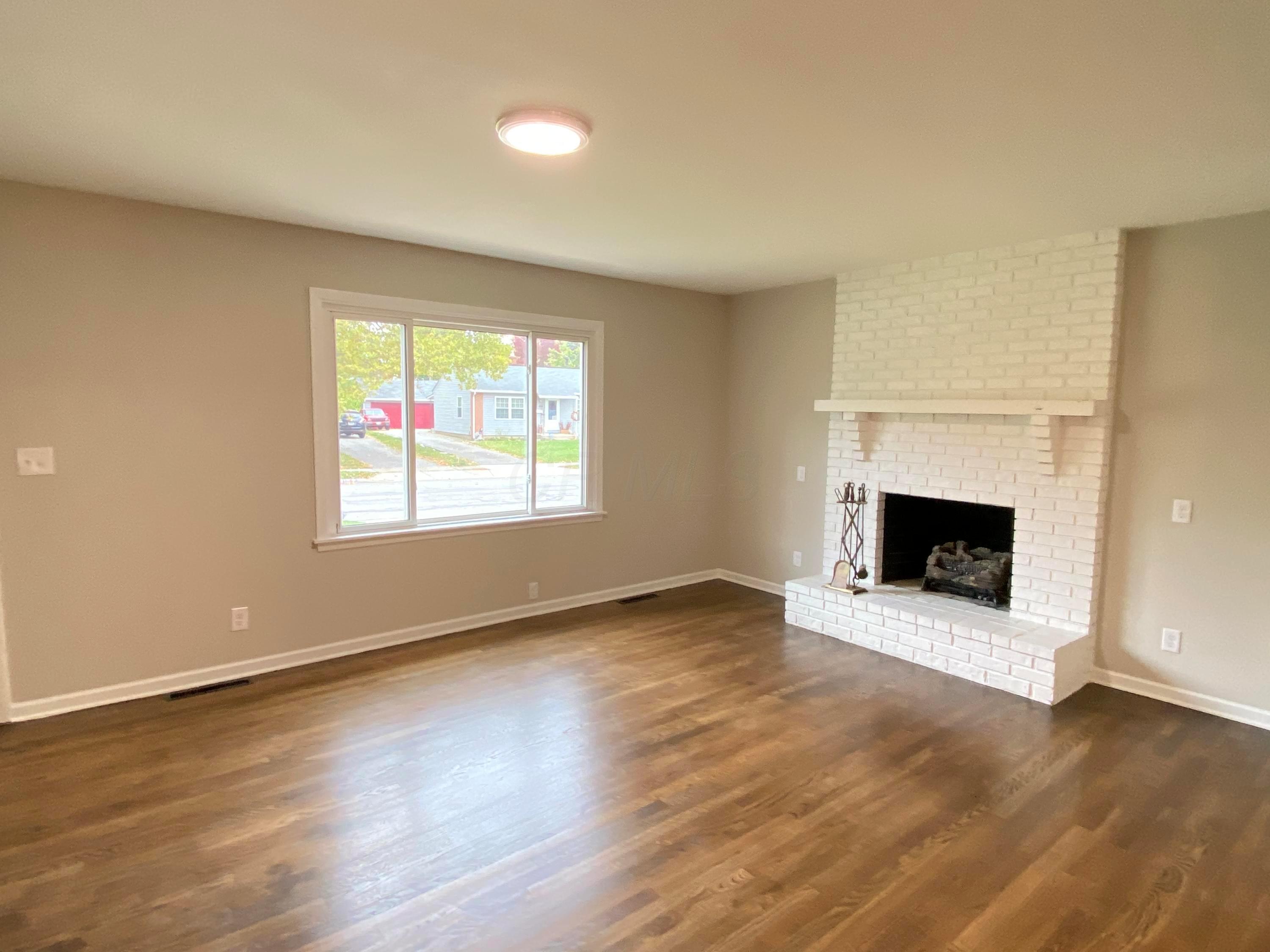 180 Topsfield Road Columbus, OH 43228 - Photo 8 of 32 Gallery Image 8