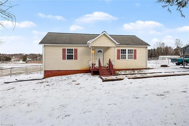 $172,000 | 129 Howardtown Circle, Mocksville, NC 27028
