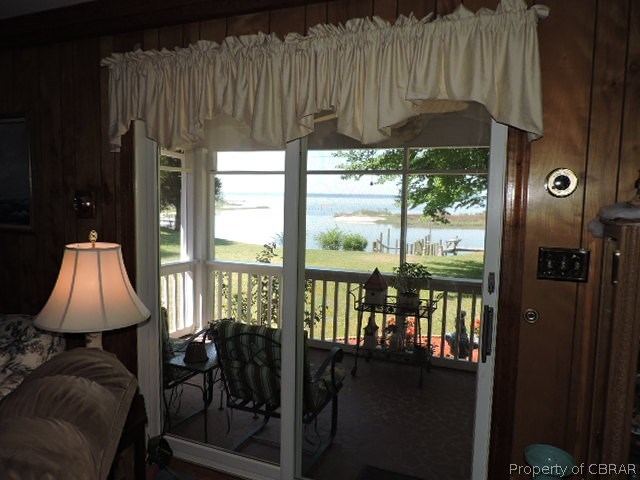 4063 Aberdeen Creek Road Gloucester, VA 23061 - Photo 25 of 31 SLIDING DOORS TO SCREEN PORCH