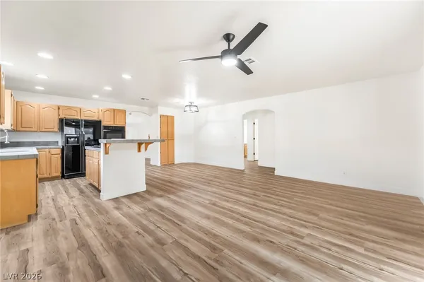 $2,400 | 17 Sandwedge Drive, Henderson, NV 89074